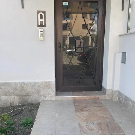 апартамент амелия Amelia Apartment Golden Sands
